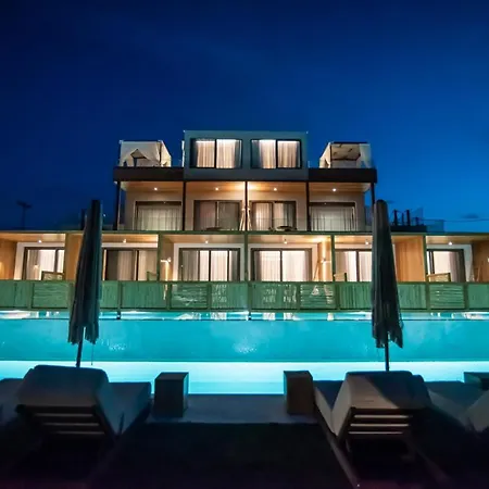 King's & Queen's - With Private Pool Apartmanhotel Áfitosz