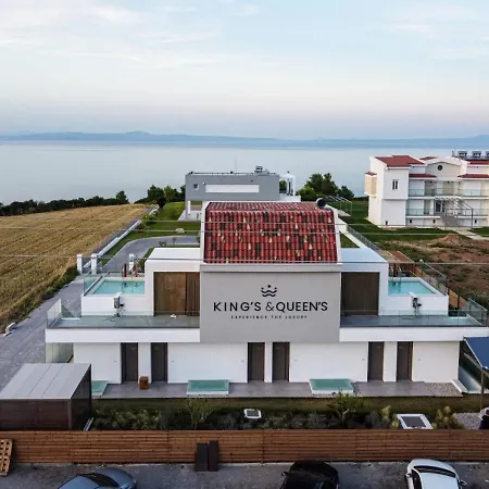 King's & Queen's - With Private Pool Aparthotel Áfitos