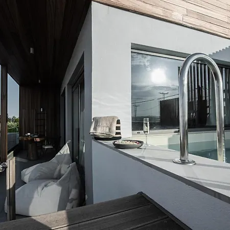 Hotel apartamentowy King's & Queen's - With Private Pool Afytos