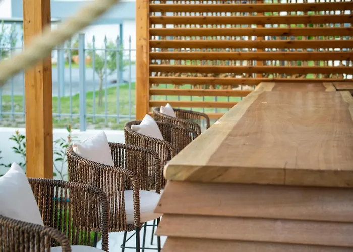 King's & Queen's - With Private Pool