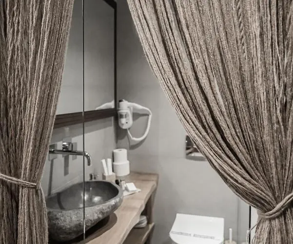 Апарт-отель King's & Queen's - With Private Pool Афитос