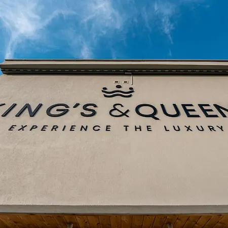King's & Queen's - With Private Pool 4* Afytos