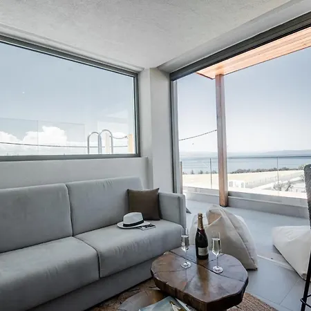 King's & Queen's - With Private Pool 4*