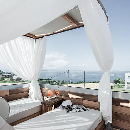 King's & Queen's - With Private Pool Ξενοδοχείο με διαμερίσματα Άφυτος