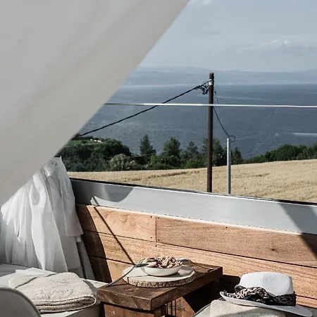 Ξενοδοχείο με διαμερίσματα King's & Queen's - With Private Pool