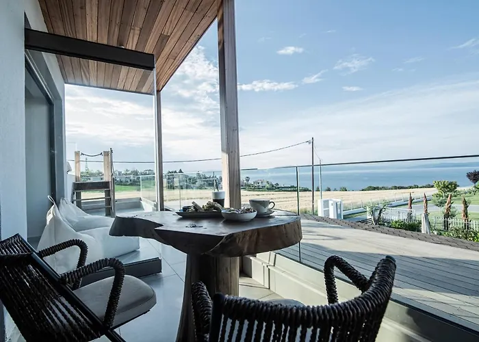 Apartahotel King's & Queen's - With Private Pool Afytos