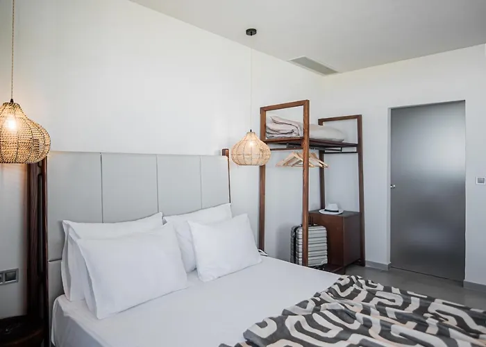 Apartahotel King's & Queen's - With Private Pool